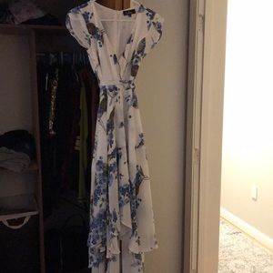 Lulus French countryside white floral hi-lo dress